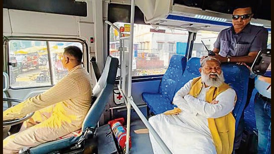 Transport minister Anil Vij travelling in a HVAC bus of Haryana Roadways on Monday. (HT Photo)
