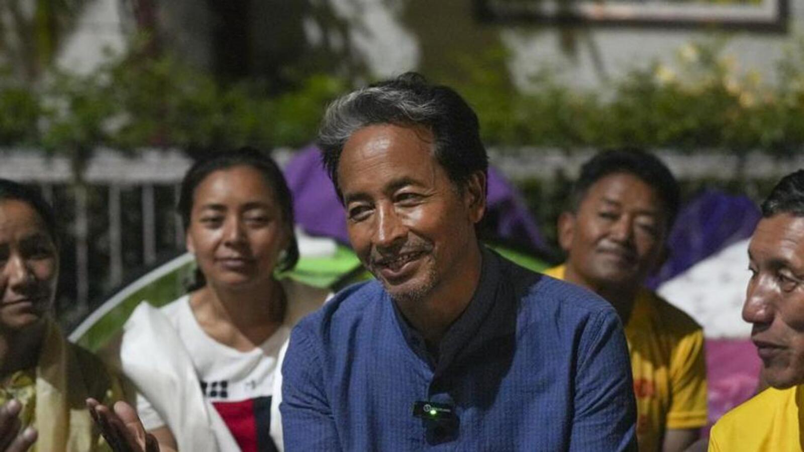 Sonam Wangchuk withdraws plea from HC for holding protest in Delhi | Latest News India