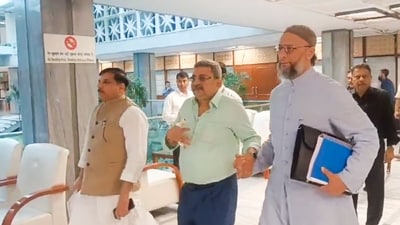 Members of Joint Parliamentary Committee on Waqf (Amendment) Bill leave after a meeting at Parliament House Annexe, in New Delhi, Tuesday, Oct. 22, 2024. (PTI) Members of Joint Parliamentary Committee on Waqf (Amendment) Bill leave after a meeting at Parliament House Annexe, in New Delhi, Tuesday, Oct. 22, 2024. (PTI)