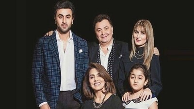 Rishi Kapoor with his family Rishi Kapoor with his family