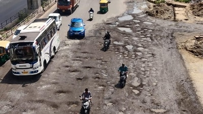 A month ago, DK Shivakumar set a 15-day deadline for BBMP to fill all the potholes in the city.