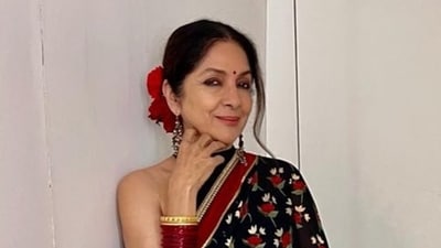 Neena Gupta recently won a National Award for Uunchai. Neena Gupta recently won a National Award for Uunchai.