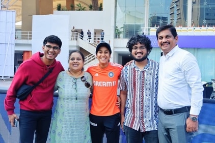 Jemimah Rodrigues with her family; her father, Ivan, standing at extreme right.
