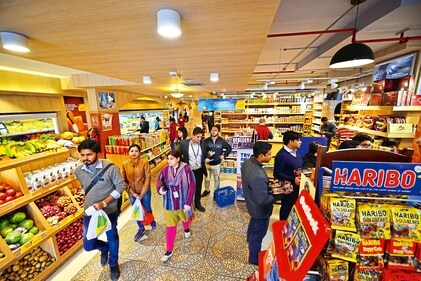 The food industry wants the label to be a guideline informing the consumer about the quantity of salt, sugar, sodium and fats in the packet without giving a health warning. (File Photo/Pradeep Gaur/ Mint)