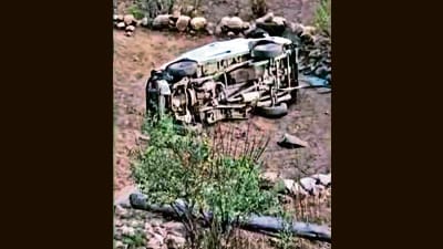 In another road mishap, that took place on Wednesday afternoon, two persons were killed and over a dozen injured after a cab, they were travelling in, plunged into a deep gorge in Kishtwar district. (HT Photo) In another road mishap, that took place on Wednesday afternoon, two persons were killed and over a dozen injured after a cab, they were travelling in, plunged into a deep gorge in Kishtwar district. (HT Photo)