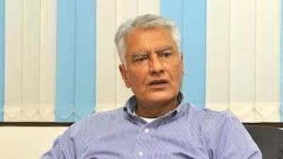 Sunil Jakhar’s absence from the state has left the leaders perplexed. (Ht File) Sunil Jakhar’s absence from the state has left the leaders perplexed. (Ht File)