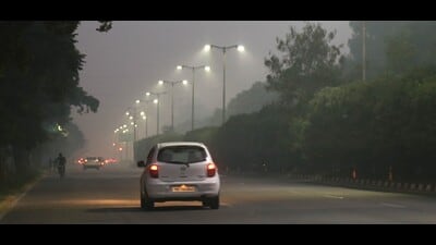 The Air Quality Index (AQI) of the city is continuing to worsen, with AQI crossing 250 for the first time this season on Wednesday morning at the Sector 53 Continuous Ambient Air Quality Monitoring Station (CAAQMS). (HT File) The Air Quality Index (AQI) of the city is continuing to worsen, with AQI crossing 250 for the first time this season on Wednesday morning at the Sector 53 Continuous Ambient Air Quality Monitoring Station (CAAQMS). (HT File)