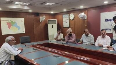 The camps, which run from 9 am to 11am, aim to reduce the gap between the public and officials and ensure timely redressal of grievances, said officials.  (HT Photo)