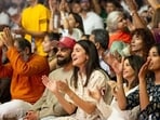 Anushka Sharma and Virat Kohli were spotted vibing to Krishan Das' music at his kirtan in Mumbai in a video. Anushka Sharma and Virat Kohli were spotted vibing to Krishan Das' music at his kirtan in Mumbai in a video.