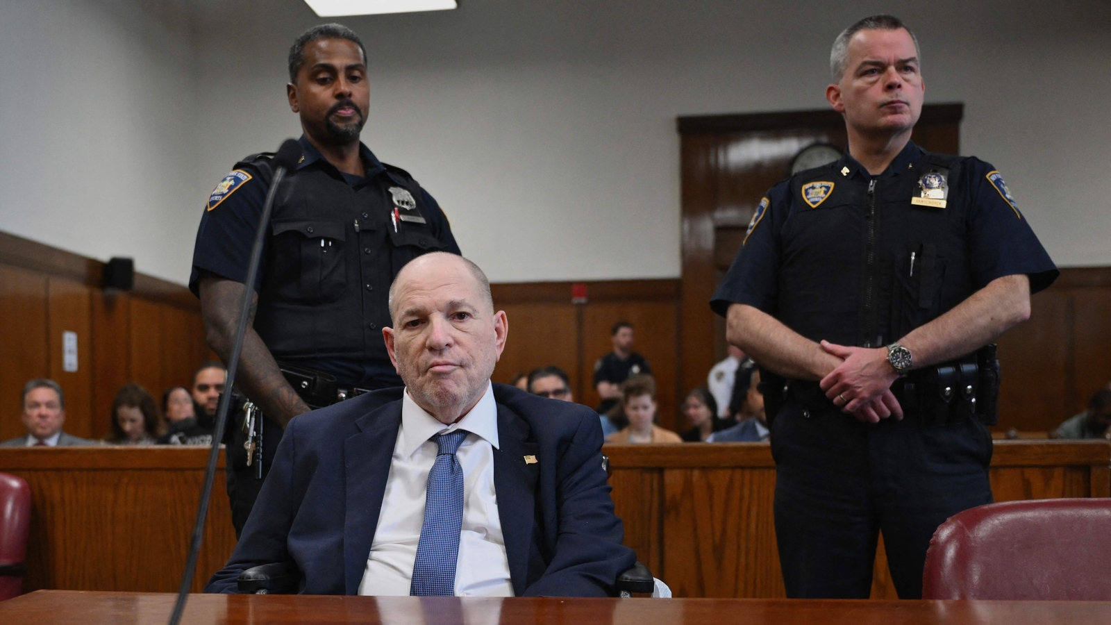 Harvey Weinstein’s lawyer to hire private investigator, retrial moved to next year | Hollywood Harvey Weinstein’s lawyer to hire private investigator, retrial moved to next year | Hollywood