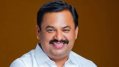 Sharad Pawar’s Nationalist Congress Party (SP) has announced five candidates, including Prashant Jagtap (in pic), from Pune district, with loyalty to the party playing a key role in the selection process. (HT) Sharad Pawar’s Nationalist Congress Party (SP) has announced five candidates, including Prashant Jagtap (in pic), from Pune district, with loyalty to the party playing a key role in the selection process. (HT)