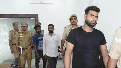 The three arrested suspects in police custody on Thursday. (Sakib Ali/HT Photo) The three arrested suspects in police custody on Thursday. (Sakib Ali/HT Photo)
