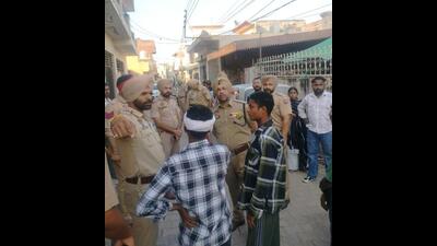 Those who were taken in preventive custody included Rohit Kumar, Naresh Kumar, Subham Thapa, Monu, Daggu, Rinku, Ashish and Sushma. (HT Photo)