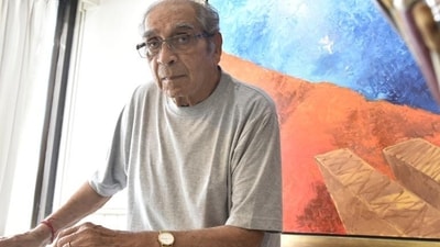 In this file photo, Artist Akbar Padamsee photographed at his residence at Prabhadevi in Mumbai, India, on Friday, August 12, 2016. (Anshuman Poyrekar/ Hindustan Times) In this file photo, Artist Akbar Padamsee photographed at his residence at Prabhadevi in Mumbai, India, on Friday, August 12, 2016. (Anshuman Poyrekar/ Hindustan Times)