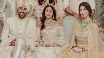 Alia Bhatt calls Riddhima Kapoor a bigger gossiper than brother Ranbir Kapoor Alia Bhatt calls Riddhima Kapoor a bigger gossiper than brother Ranbir Kapoor