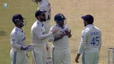 Sarfaraz Khan convinced Rohit Sharma to go for the DRS that give India the wicket of Will Young Sarfaraz Khan convinced Rohit Sharma to go for the DRS that give India the wicket of Will Young
