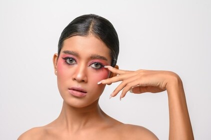 Lot of blush can make you look like a clown. (Freepik) Lot of blush can make you look like a clown. (Freepik)