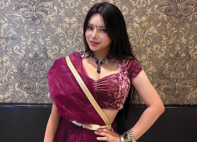 Pop artist and designer Mimi says fans request her to make dance Reels wearing Indian outfits. (INSTAGRAM/@MIMITHEDREAMER)