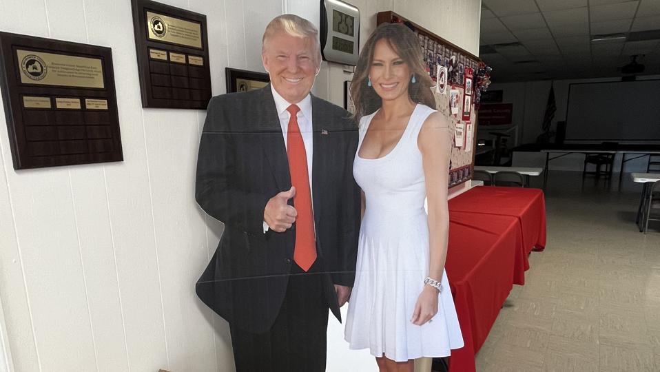 At the Republican Party headquarters, Trump and Melania occupy the pride of the place. (HT) At the Republican Party headquarters, Trump and Melania occupy the pride of the place. (HT)
