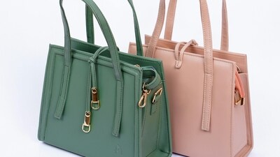 10 Best tote bags for women: stylish, affordable, and perfect for everyday use (Pexels) 10 Best tote bags for women: stylish, affordable, and perfect for everyday use (Pexels)