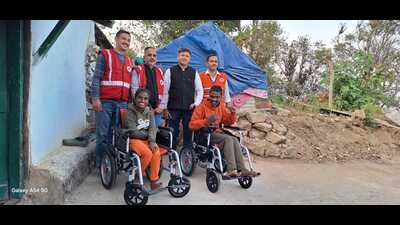Anita, 18, and her brother Sunil, 21, suffer from cerebral palsy since birth. (HT Photo)