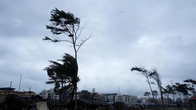 IMD said the landfall process started around midnight close to Bhitarkanika and Dhamra in Odisha. (PTI) IMD said the landfall process started around midnight close to Bhitarkanika and Dhamra in Odisha. (PTI)