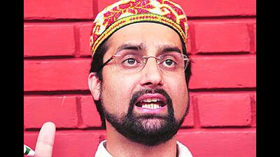 Moderate Hurriyat chairman and chief priest of Jamia Masjid in Srinagar Mirwaiz Umar Farooq (HT File) Moderate Hurriyat chairman and chief priest of Jamia Masjid in Srinagar Mirwaiz Umar Farooq (HT File)