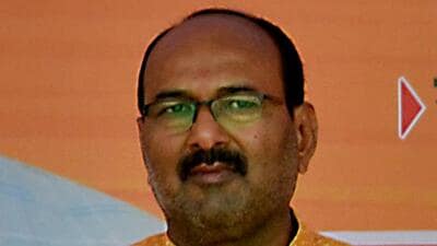 NCP’s second list of seven candidates for the upcoming assembly elections features former BJP leader Sanjay Kaka Patil to contest from Tasgaon-Kavthe Mahankal assembly seat. (HT) NCP’s second list of seven candidates for the upcoming assembly elections features former BJP leader Sanjay Kaka Patil to contest from Tasgaon-Kavthe Mahankal assembly seat. (HT)