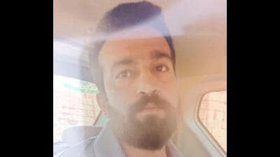 Sujit Kumar Singh, a resident of Masjid Galli, Ghatkopar in Mumbai is the 15th suspect to be arrested in this case. (HT Photo) Sujit Kumar Singh, a resident of Masjid Galli, Ghatkopar in Mumbai is the 15th suspect to be arrested in this case. (HT Photo)