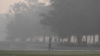 Pollution (Arvind Yadav/HT Photo) Pollution (Arvind Yadav/HT Photo)