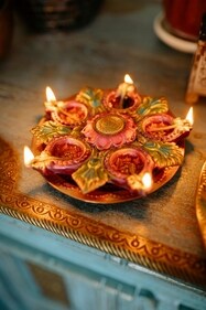 Diwali Lakshmi Puja 2025: The Lakshmi Puja Muhurat will be from 05:06 PM to 05:54 PM during the auspicious Pradosh Kaal. (Pexels)