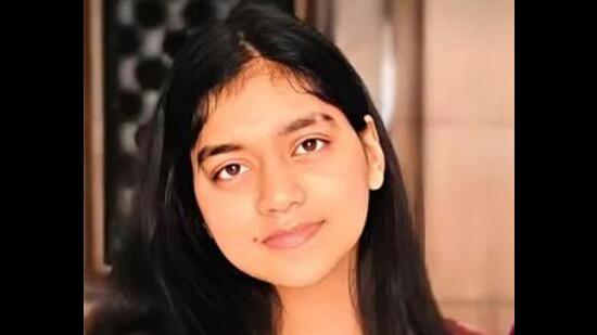 A photo of 19-year-old Gursimran Kaur, posted on an online fundraiser (Maritime Sikh Society/GoFundMe)
