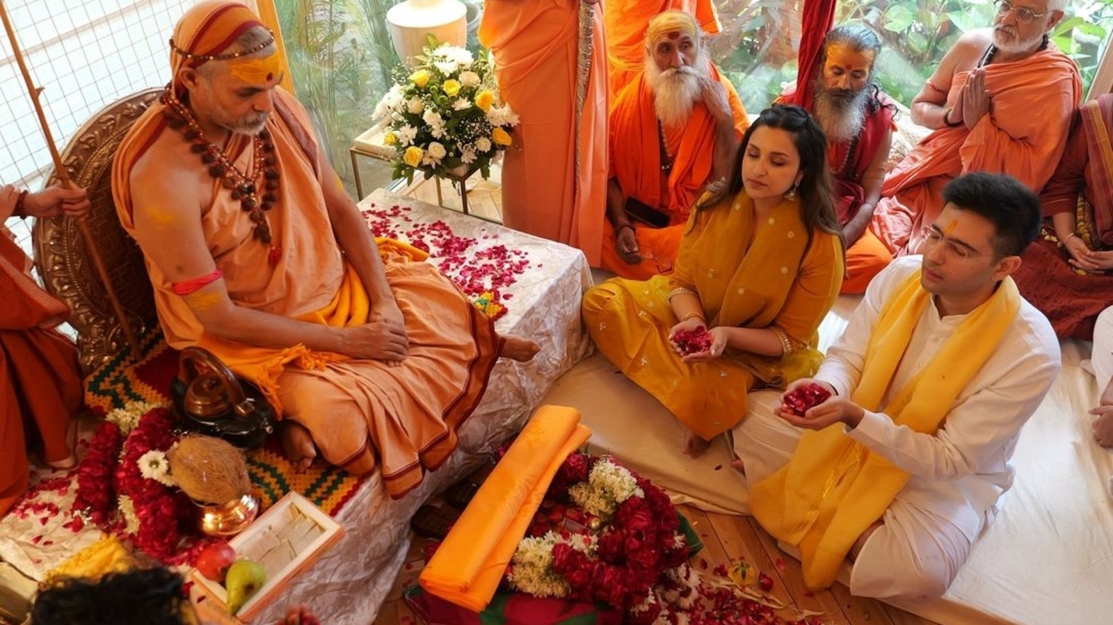 Parineeti Chopra, Raghav Chadha feel ‘blessed’ as Swami Avimukteshwaranand visits their home. Watch | Bollywood