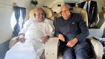 Upon his arrival, V-P Dhanker was received by Union Minister HD Kumaraswamy. (X/HD Deve Gowda)