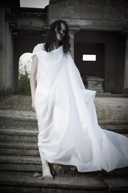 Choose a white saree and scary makeup and you are ready for Halloween (Pinterest) Choose a white saree and scary makeup and you are ready for Halloween (Pinterest)
