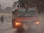 In Delhi's Pitampura, the air quality index figure stood at 167 on Monday. (HT Photo) In Delhi's Pitampura, the air quality index figure stood at 167 on Monday. (HT Photo)