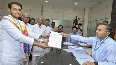 **EDS: IMAGE VIA @supriya_sule ON MONDAY, OCT 28, 2024** NCP (SP) chief Sharad Pawar with party candidate from Baramati constituency Yugendra Pawar as the latter files his nomination ahead of Maharashtra Assembly elections, in Baramati. (PTI Photo)(PTI10_28_2024_000175B) (PTI) **EDS: IMAGE VIA @supriya_sule ON MONDAY, OCT 28, 2024** NCP (SP) chief Sharad Pawar with party candidate from Baramati constituency Yugendra Pawar as the latter files his nomination ahead of Maharashtra Assembly elections, in Baramati. (PTI Photo)(PTI10_28_2024_000175B) (PTI)