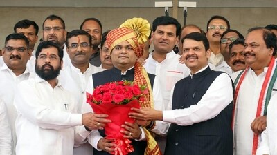 Bharatiya Janata Party (BJP) leader Rahul Narwekar with deputy CM Devendra Fadnavis. (ANI) Bharatiya Janata Party (BJP) leader Rahul Narwekar with deputy CM Devendra Fadnavis. (ANI)