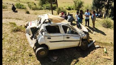 Mangled remain of car which rolled down in gorge in Chauhar valley in Padhar subdivision of Mandi district on Sunday. (Birbal Sharma/HT) Mangled remain of car which rolled down in gorge in Chauhar valley in Padhar subdivision of Mandi district on Sunday. (Birbal Sharma/HT)