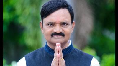 The announcement of Uttam Jankar’s candidature from Malshiras for the upcoming assembly elections has reignited a long-standing controversy over his caste certificate. (HT)