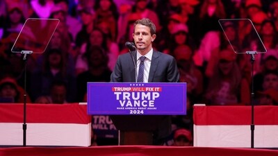 Comedian Tony Hinchcliffe speaks during a rally for Republican presidential nominee and former U.S. President Donald Trump at Madison Square Garden, in New York, U.S., October 27, 2024. REUTERS/Andrew Kelly (REUTERS)