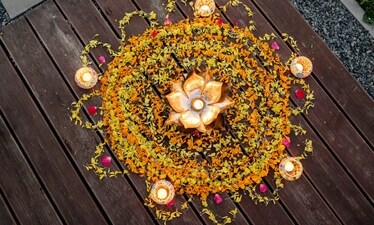Diwali 2024: Flower rangoli is fragrant and adds a beautiful spin to the traditional rangoli. (Pexels) Diwali 2024: Flower rangoli is fragrant and adds a beautiful spin to the traditional rangoli. (Pexels)