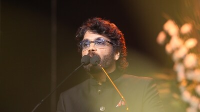 Nagarjuna was present on stage to give a short speech ahead of the main ceremony. 