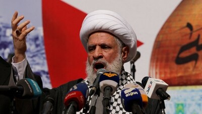 Lebanon's Hezbollah deputy leader Sheikh Naim Qassem speaks during a rally supporting Palestinians in Gaza. (Reuters file photo)