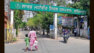 SMO Dr Harpreet Singh confirmed that the hospital has dispatched the documents with the details. (HT Photo) SMO Dr Harpreet Singh confirmed that the hospital has dispatched the documents with the details. (HT Photo)