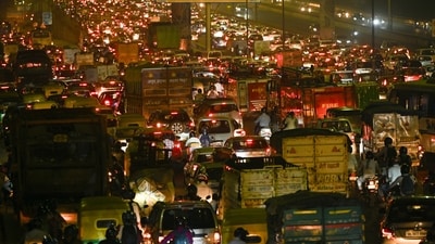 Massive traffic Jam at Ghazipur in East Delhi on October 29, 2024. (Ajay Aggarwal/ Hindustan Times) Massive traffic Jam at Ghazipur in East Delhi on October 29, 2024. (Ajay Aggarwal/ Hindustan Times)