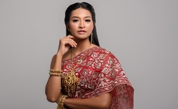 Best Myntra Diwali Sale Dhamaka Offers on Designer Lehenga Cholis From Libas and Global Desi Best Myntra Diwali Sale Dhamaka Offers on Designer Lehenga Cholis From Libas and Global Desi
