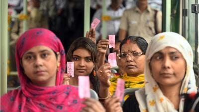 Women display pink tickets issued to them in a DTC bus. (HT Archive/Representational photo) Women display pink tickets issued to them in a DTC bus. (HT Archive/Representational photo)