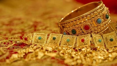 Notably, the recent dip in the prices of Gold can be linked to a strengthened US dollar (currently at ₹84.0725 per dollar), as investors are closely monitoring US macroeconomic data, including inflation and GDP reports, to gauge potential rate cuts by the Federal Reserve. Notably, the recent dip in the prices of Gold can be linked to a strengthened US dollar (currently at ₹84.0725 per dollar), as investors are closely monitoring US macroeconomic data, including inflation and GDP reports, to gauge potential rate cuts by the Federal Reserve.