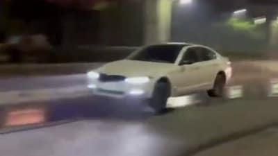 In Gurgaon, an unmarked speed breaker sends cars 'flying' into the air (X/BunnyPunia) In Gurgaon, an unmarked speed breaker sends cars 'flying' into the air (X/BunnyPunia)